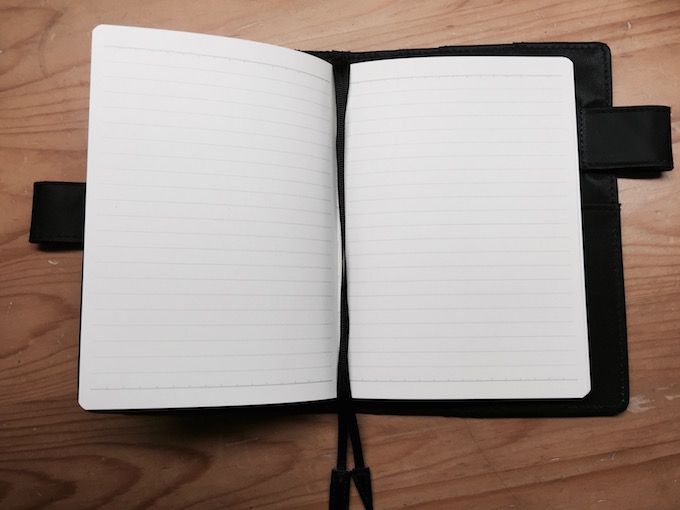 上質紙滑らかな書き味のノート3